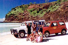 Frasier Island tourists 4x4 at indian head