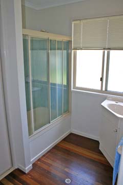 Fraser Island oliday Homes - Rays Place - Bathroom