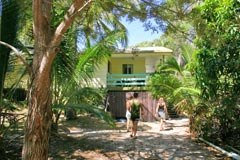 Reids Place Beach House - Fraser Island Accommodation - Queensland Bookings