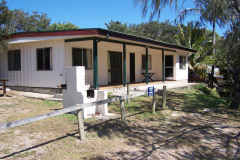 Accommodation Fraser Island - Weerona Holiday House