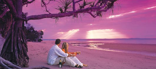 Kingfisher Bay Resort - Romance Package